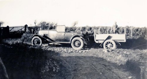 motors 3 16a Alvis trailer in Field 1936